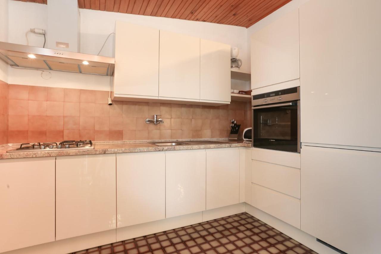 Apartman Mavarcica A4 Trogir Exteriör bild